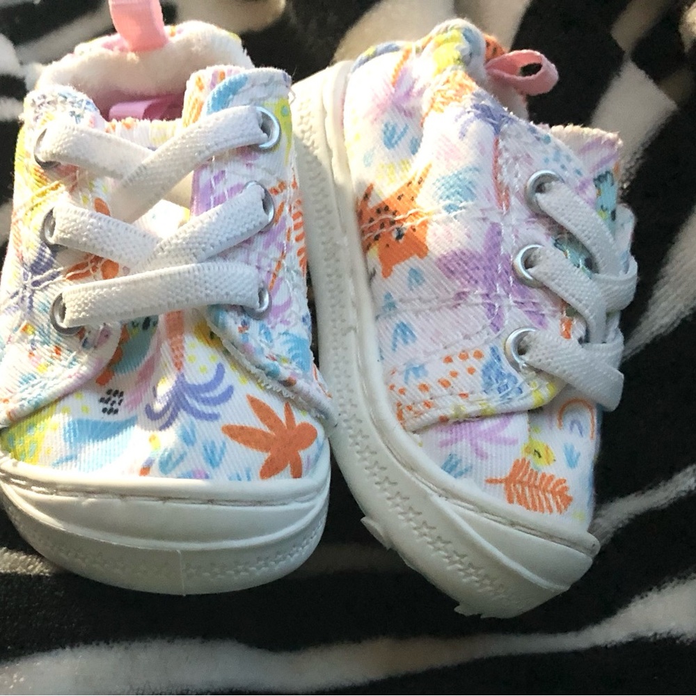 ‼️5 items for $8‼️Colorful Kids Sneaker